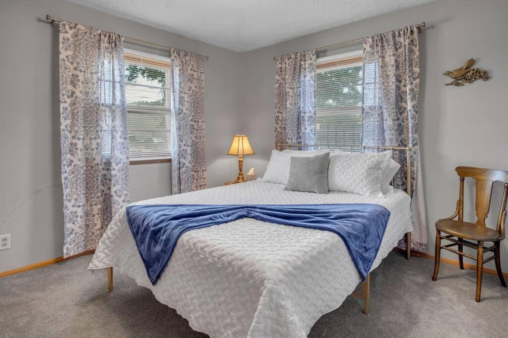 הוילה Hillsboro The Lincoln Street Landing מראה חיצוני תמונה